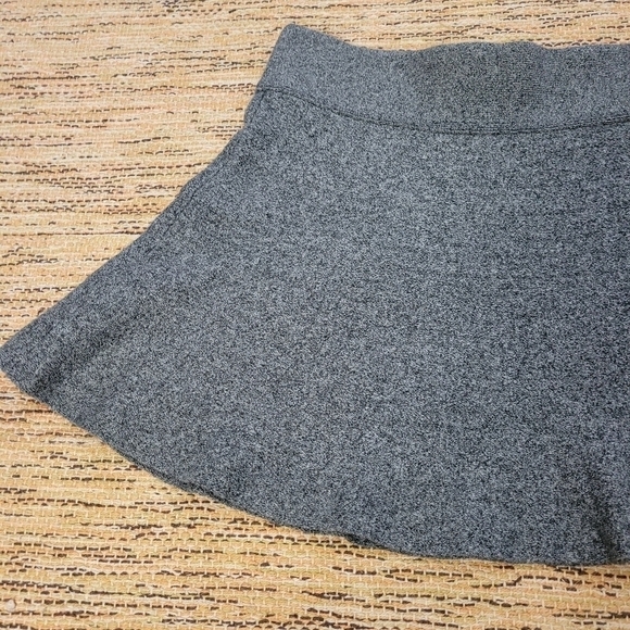 TALULA Mini Skirt - Picture 5 of 6